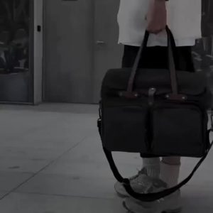 Large Capacity Men'S Fashionable And Elegant Tote Canvas Bag, Multi-Functional Multi-Pocket Scientific Storage Crossbody Bag, Exquisite Workmanship, Reasonable Internal Partitions, Suitable for Commuting to School, Going Out, And Short Trips - Image 14